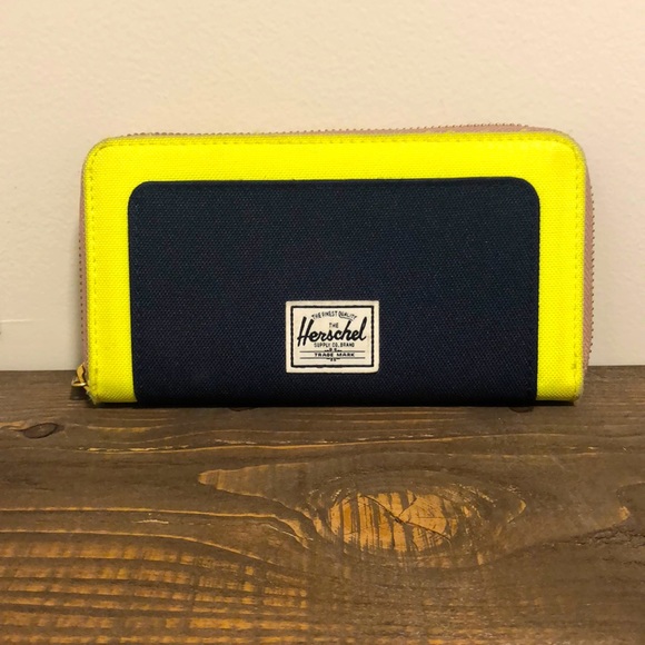 Herschel Supply Company Handbags - Hershel Thomas Wallet